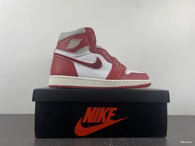 Cheap TBkick Jordan 1 (W) DJ4891-061 High OG Newstalgia Chenille 0526